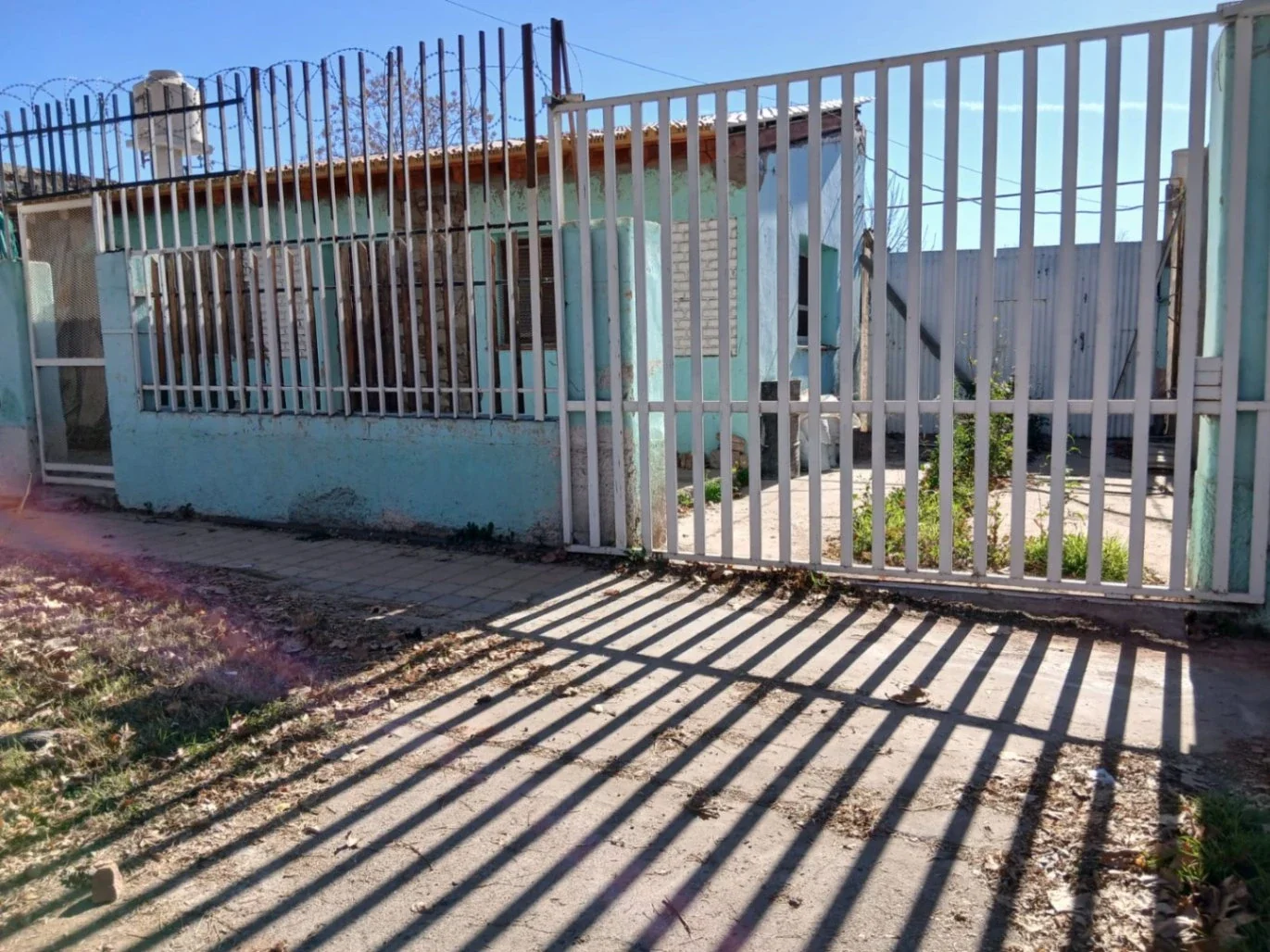 Casa en venta c/ cochera en Godoy Cruz - Imagen 1