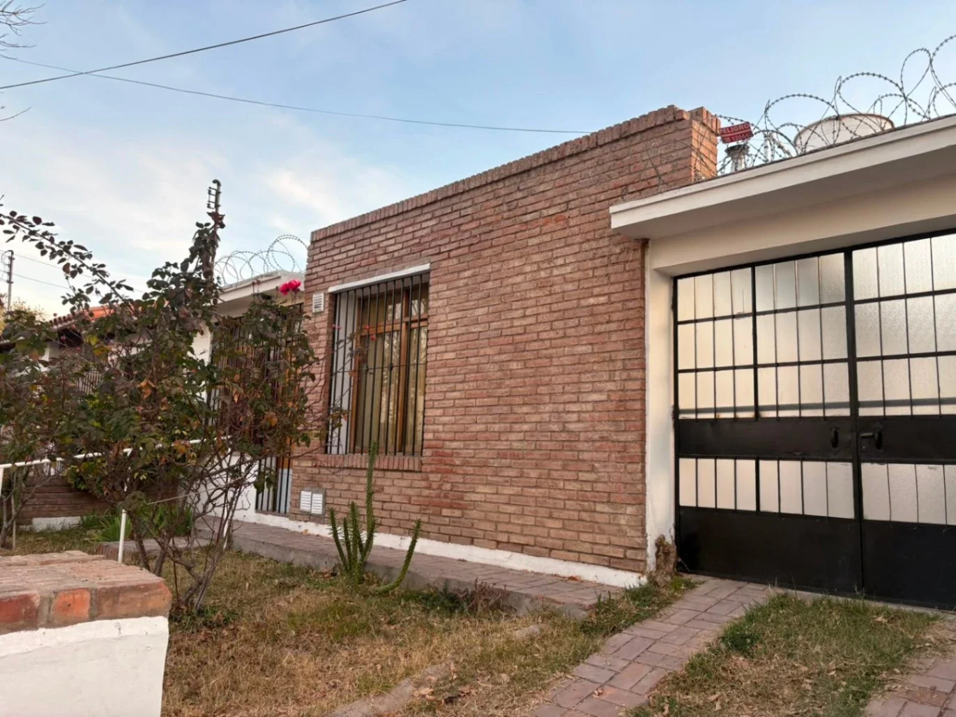 Casa en alquiler c/ cochera en Gobernador Benegas - Imagen 3