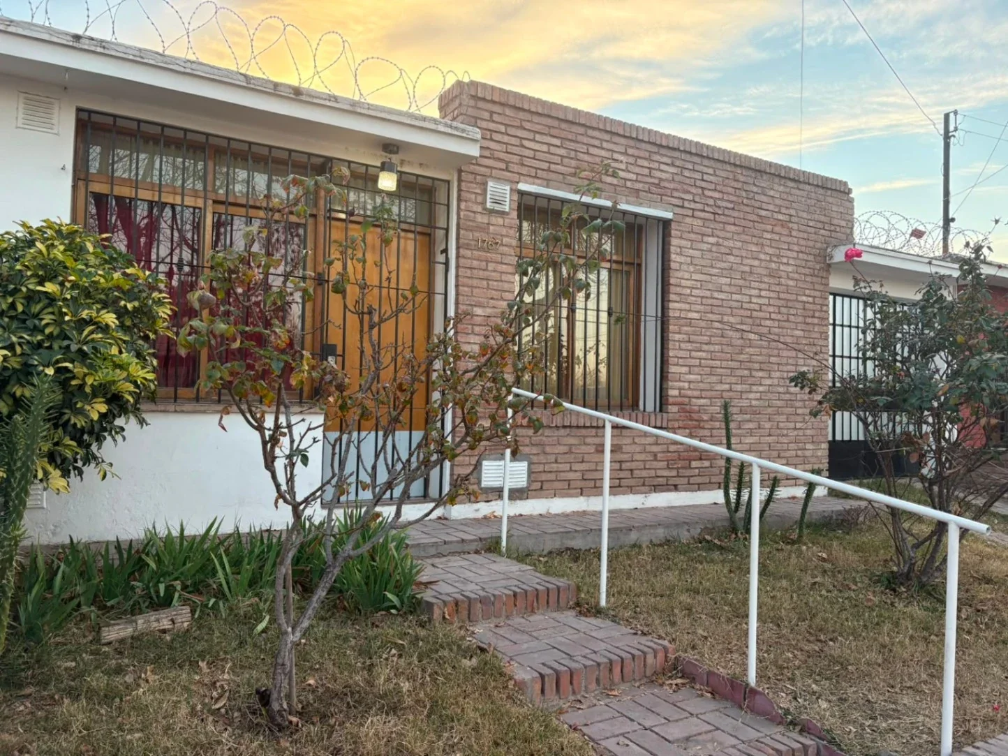 Casa en alquiler c/ cochera en Gobernador Benegas - Imagen 2
