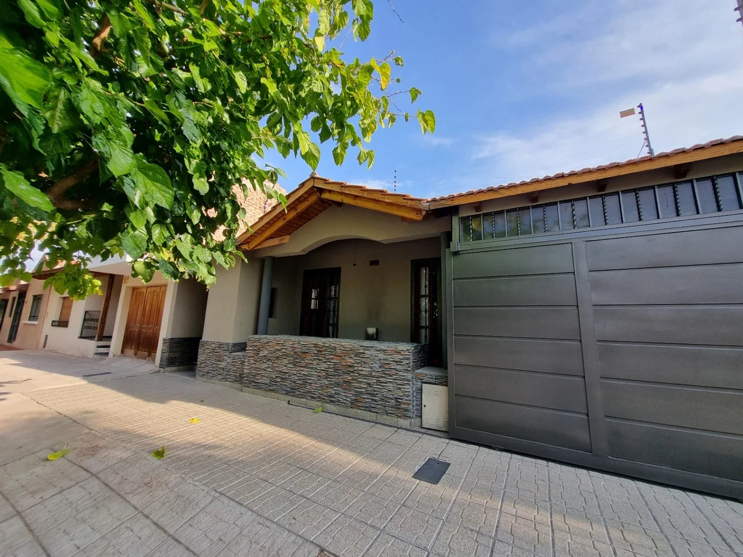 Casa en venta de 3 dormitorios c/ cochera en Gobernador Benegas - Imagen 3