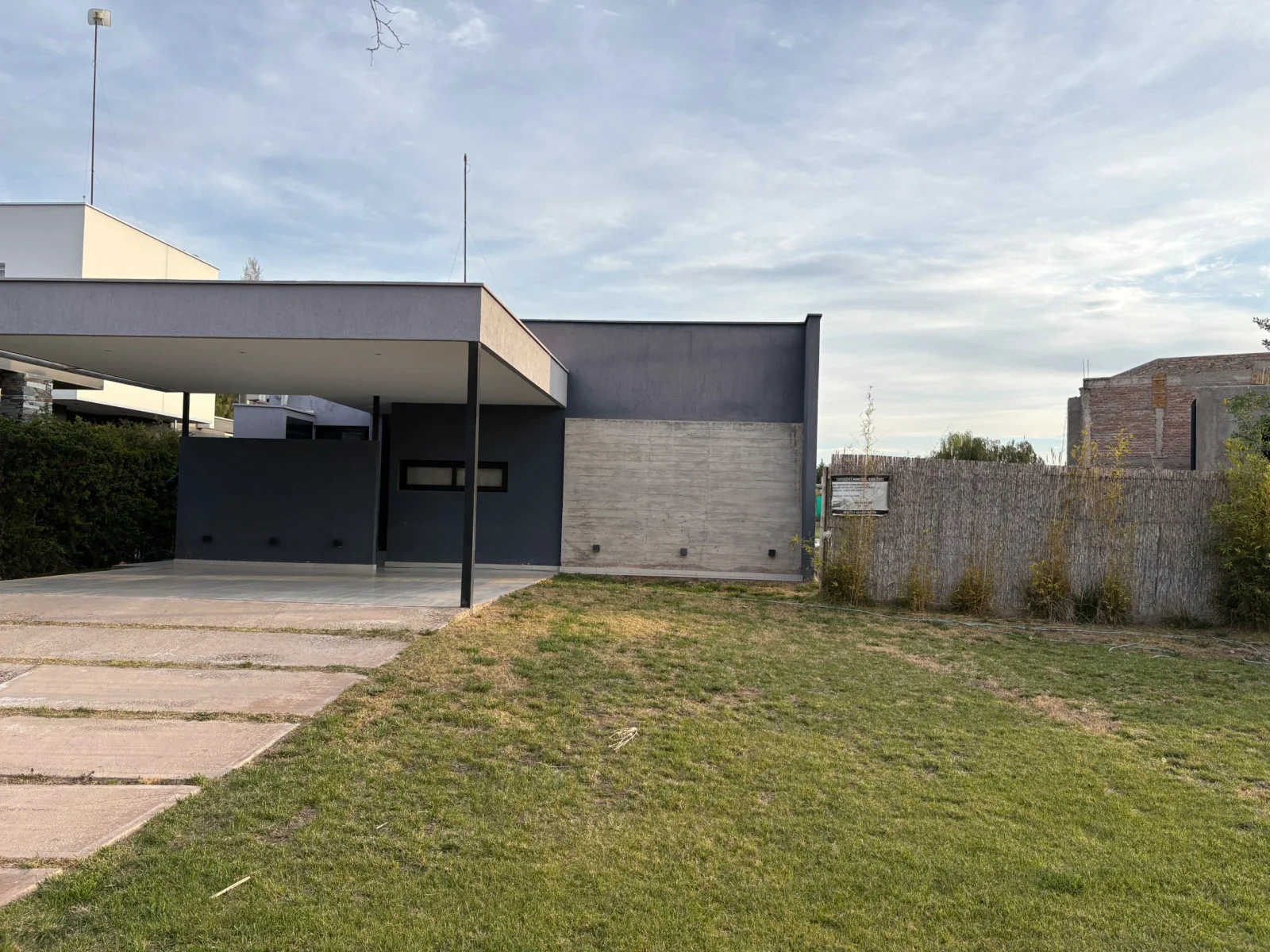 Casa en venta c/ cochera en Carrodilla - Imagen 3