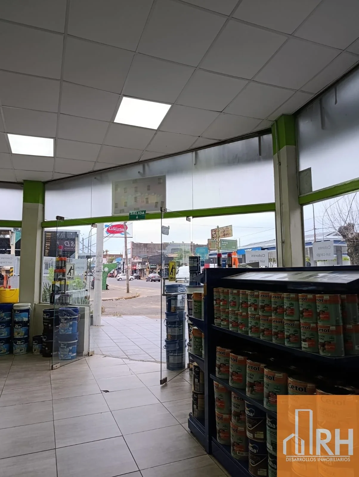 LOCAL COMERCIAL EN ALQUILER | SOBRE AV. URUGUAY | POSADAS - Imagen 1