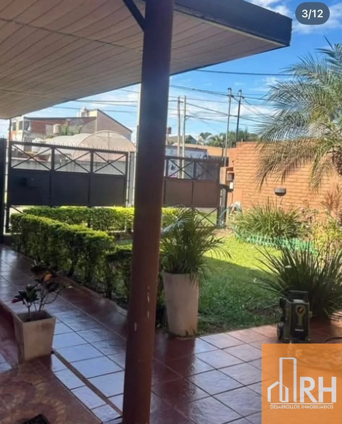 CASA EN VENTA EN BARRIO TERRAZAS | ITAEMBÉ MINÍ | CONFORT Y LISTA PARA HABITAR - Imagen 2