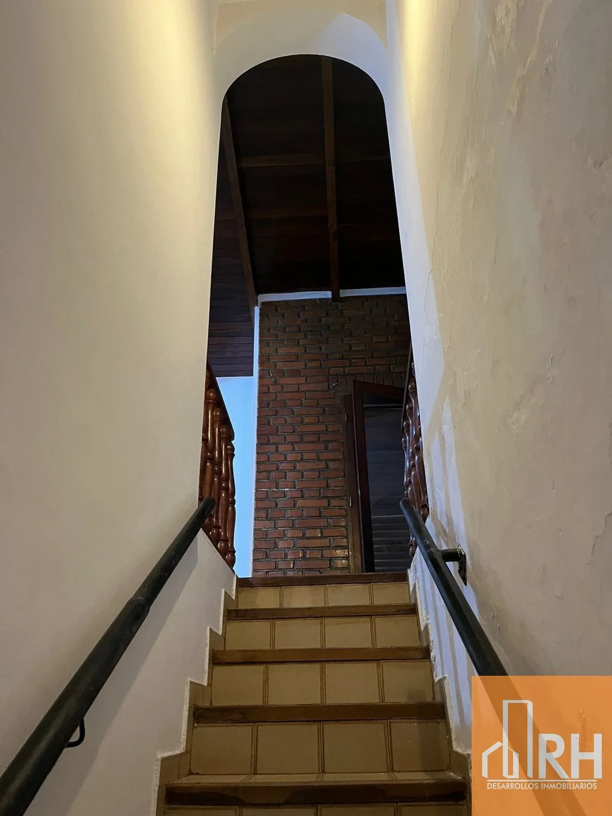 CASA EN ALQUILER | AMPLIOS ESPACIOS Y EXCELENTE UBICACIÓN - POSADAS - Imagen 2