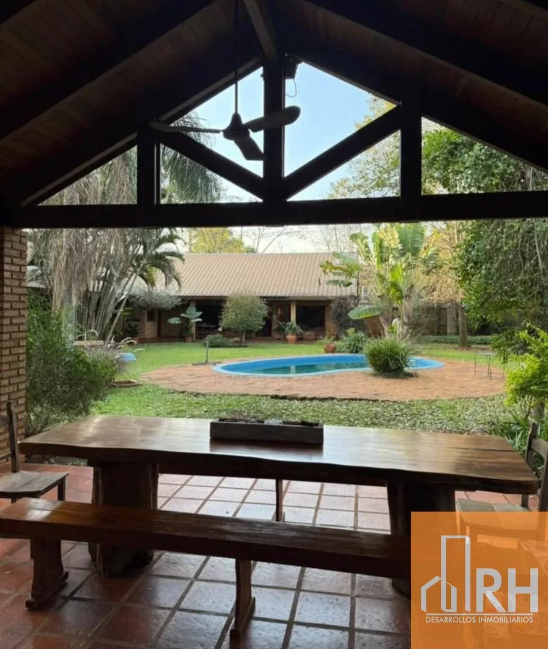 CASA PREMIUM EN MONSEÑOR DE ANDREA Y URQUIZA | AMPLITUD, CONFORT Y UBICACIÓN - Imagen 2