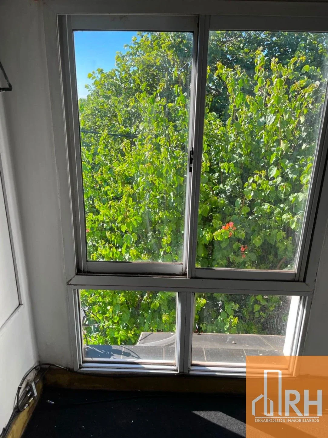 LOFT | 2 AMBIENTES | PLANTA ALTA | EXCELENTE UBICACIÓN | FUNCIONAL | POSADAS - Imagen 2