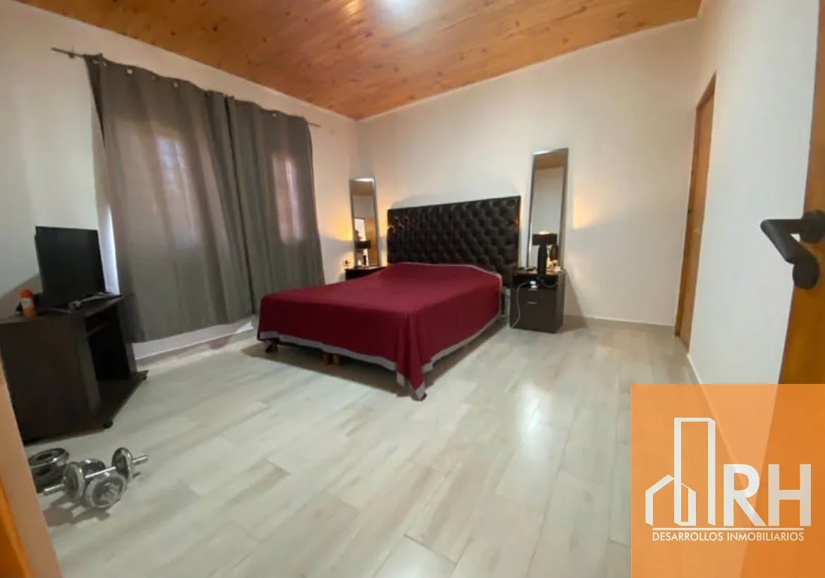 CASA A ESTRENAR EN AV. JAURETCHE | DISEÑO MODERNO, PISCINA Y EXCELENTE UBICACIÓN - Imagen 2