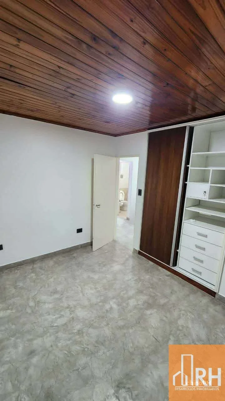 Casa familiar en Posadas | 3 dorm, patio y parrilla en zona  TTac y Jauretche - Imagen 5