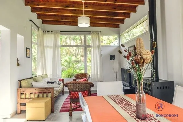 Casa en alquiler temporario de 2 dormitorios en Mar Azul - Imagen 5