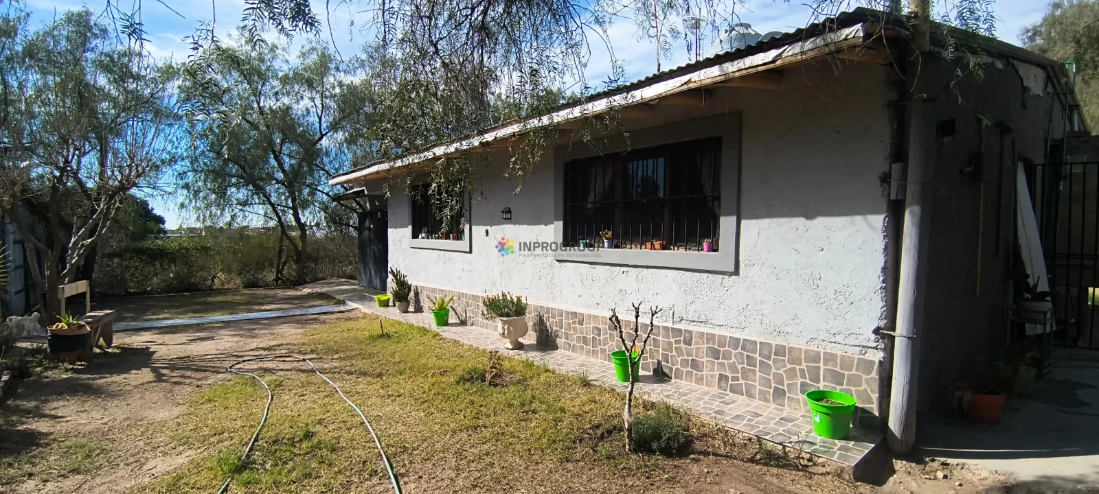 Casa en venta c/ cocheras y departaemnto en Luján de Cuyo - Imagen 1