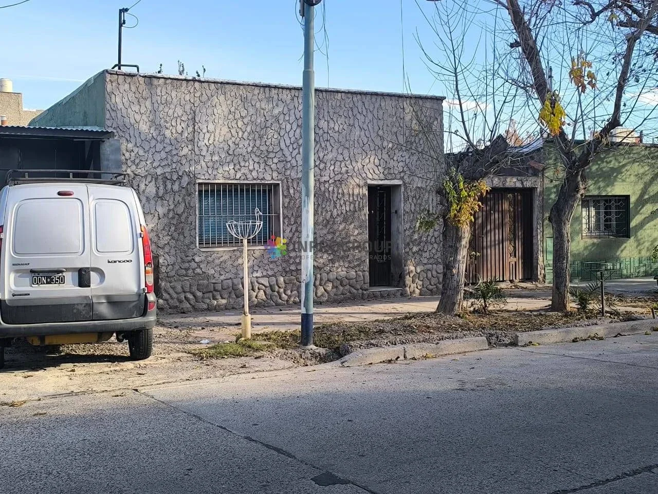 Terreno / Lote en venta de 240m2 ubicado en Godoy Cruz - Imagen 2
