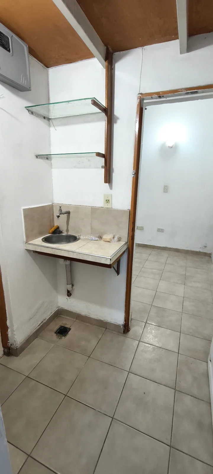 Local comercial en alquiler ubicado en Luján de Cuyo - Imagen 4