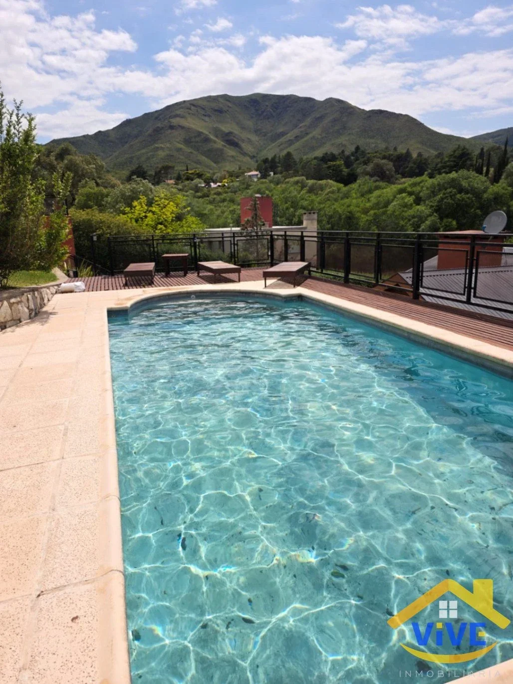 Casa en alquiler en La Falda - Imagen 4