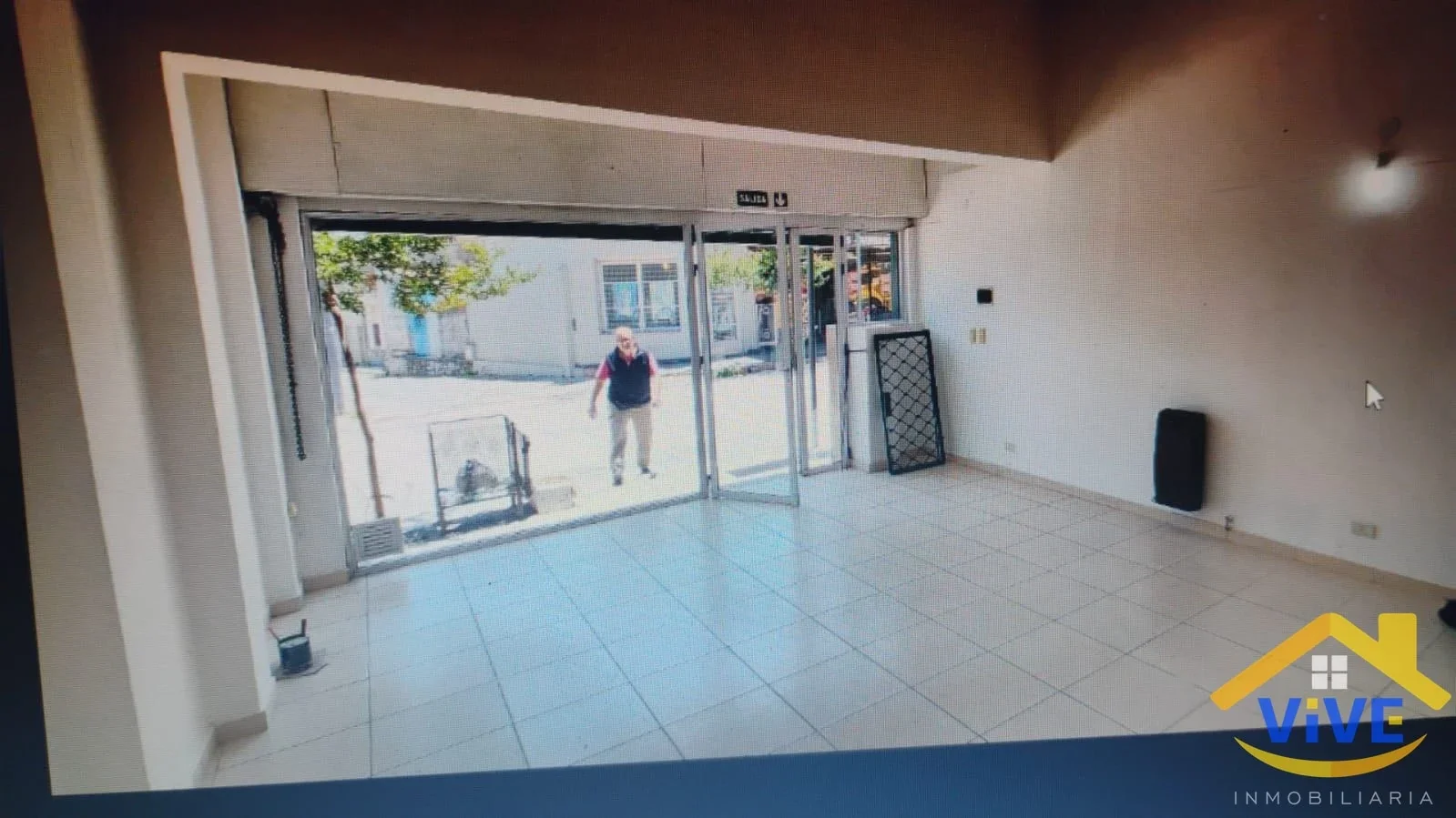 Local comercial en venta ubicado en La Falda - Imagen 2