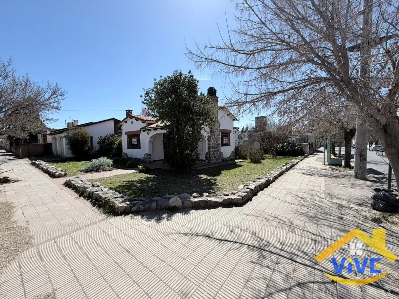 Casa en venta c/ cochera en Cosquín - Imagen 2