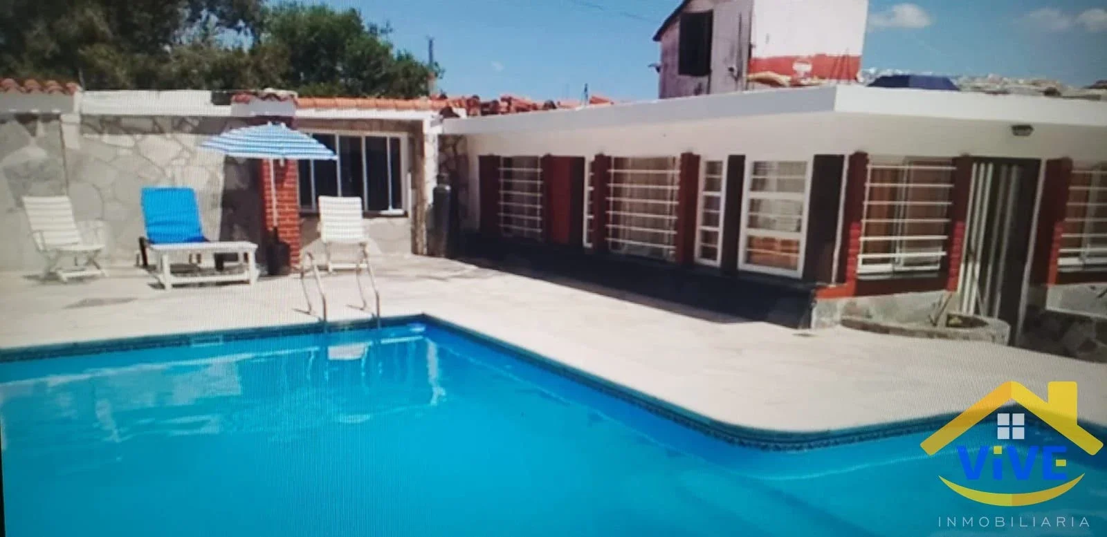 Casa en alquiler c/ cochera en La Falda - Imagen 1