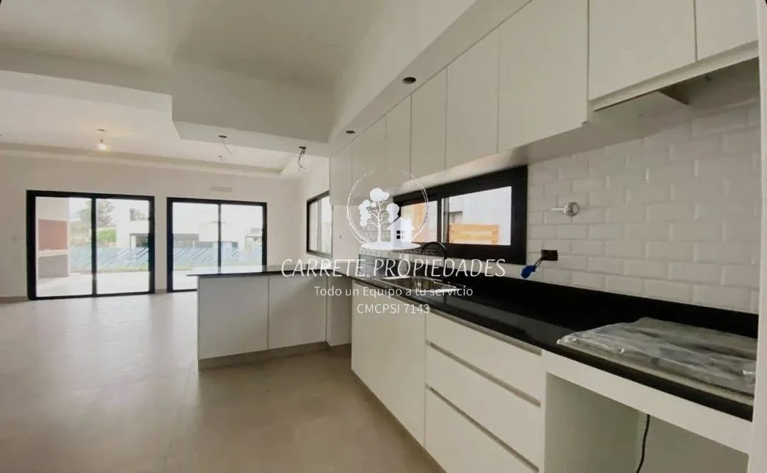 Lista para mudarte. Casa en venta con pileta. Barrio Santa Elisa. Pilar del Este - Imagen 4