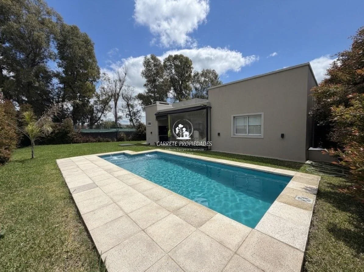 Casa en venta de 4 ambientes y pileta. Barrio Santa Elena. Pilar - Imagen 1