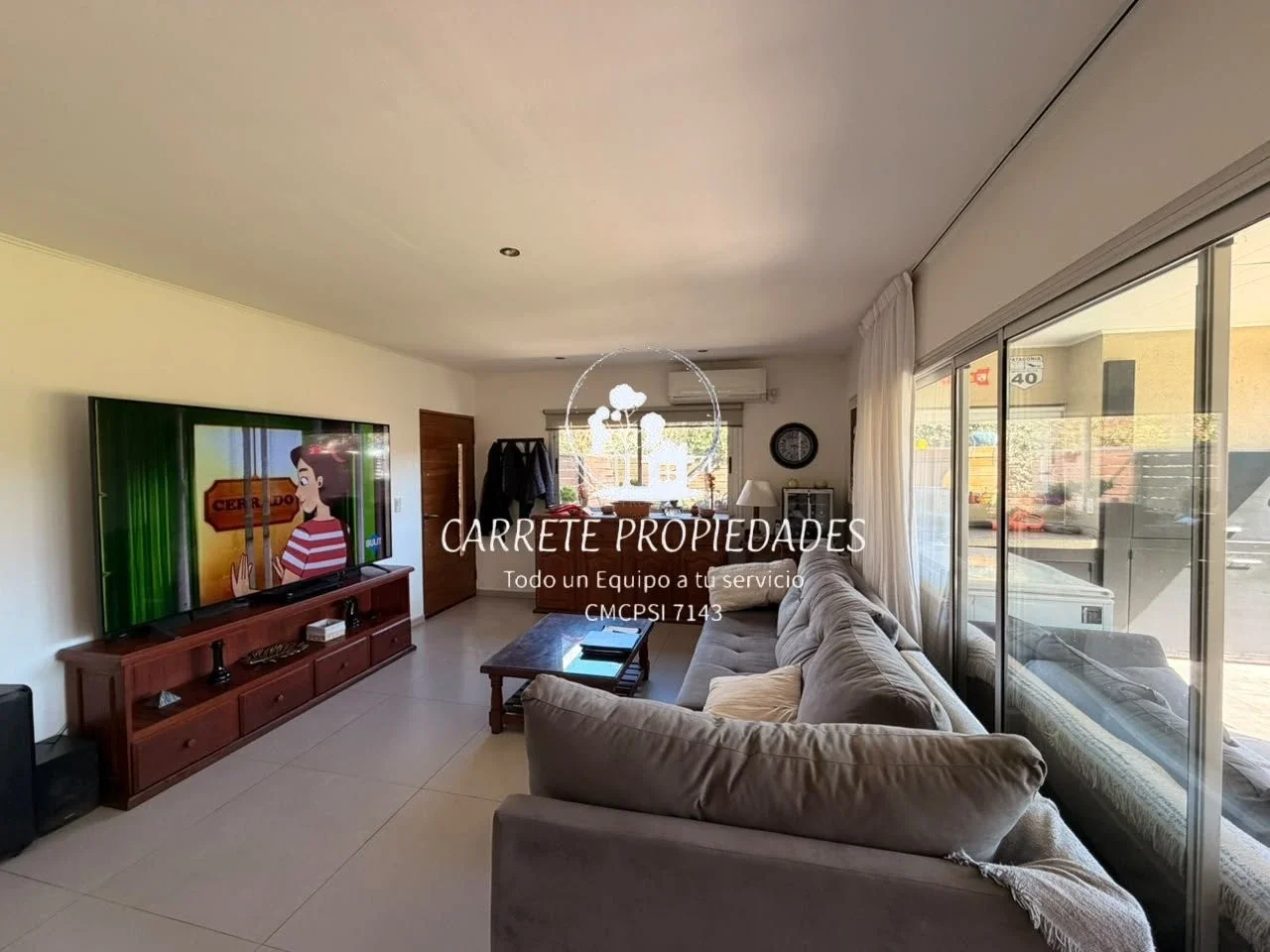 Casa en venta de 5 ambientes y pileta. Barrio Santa Elena. Pilar - Imagen 1