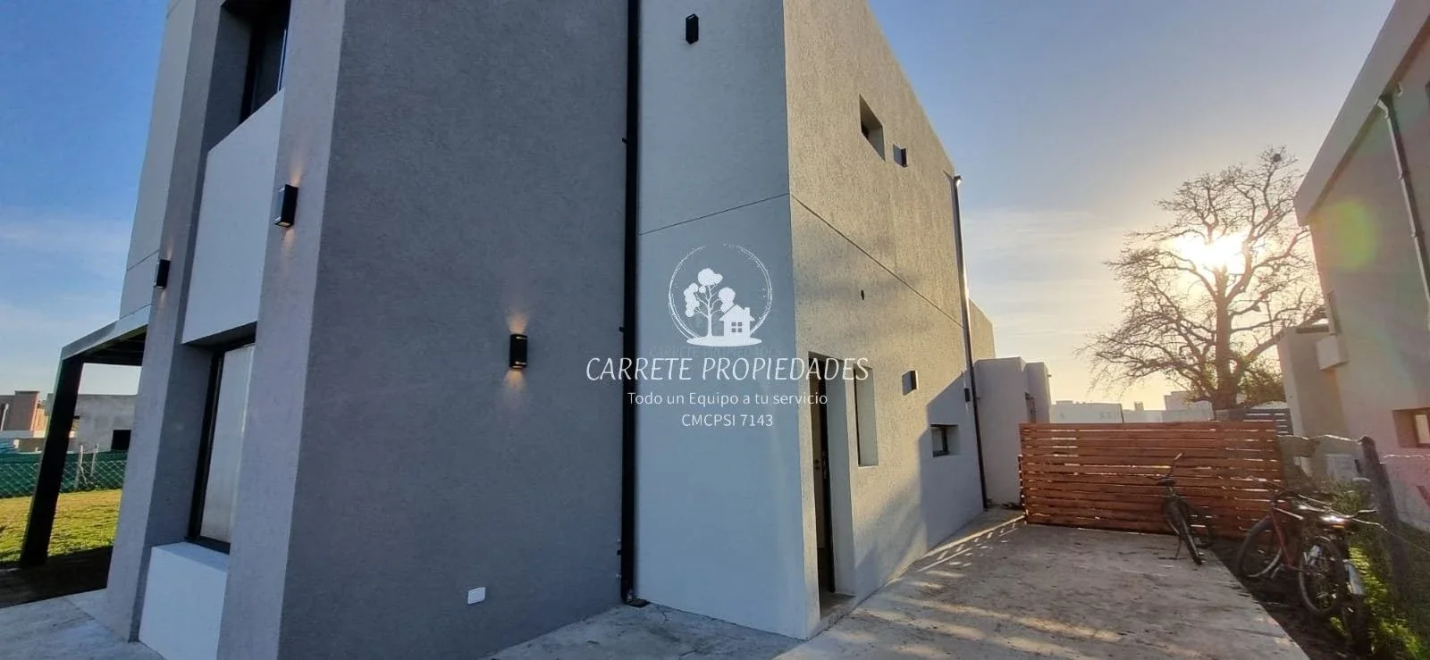 Casa en venta de 5 ambientes con fondo a verde. Barrio Santa Elisa. Pilar - Imagen 3