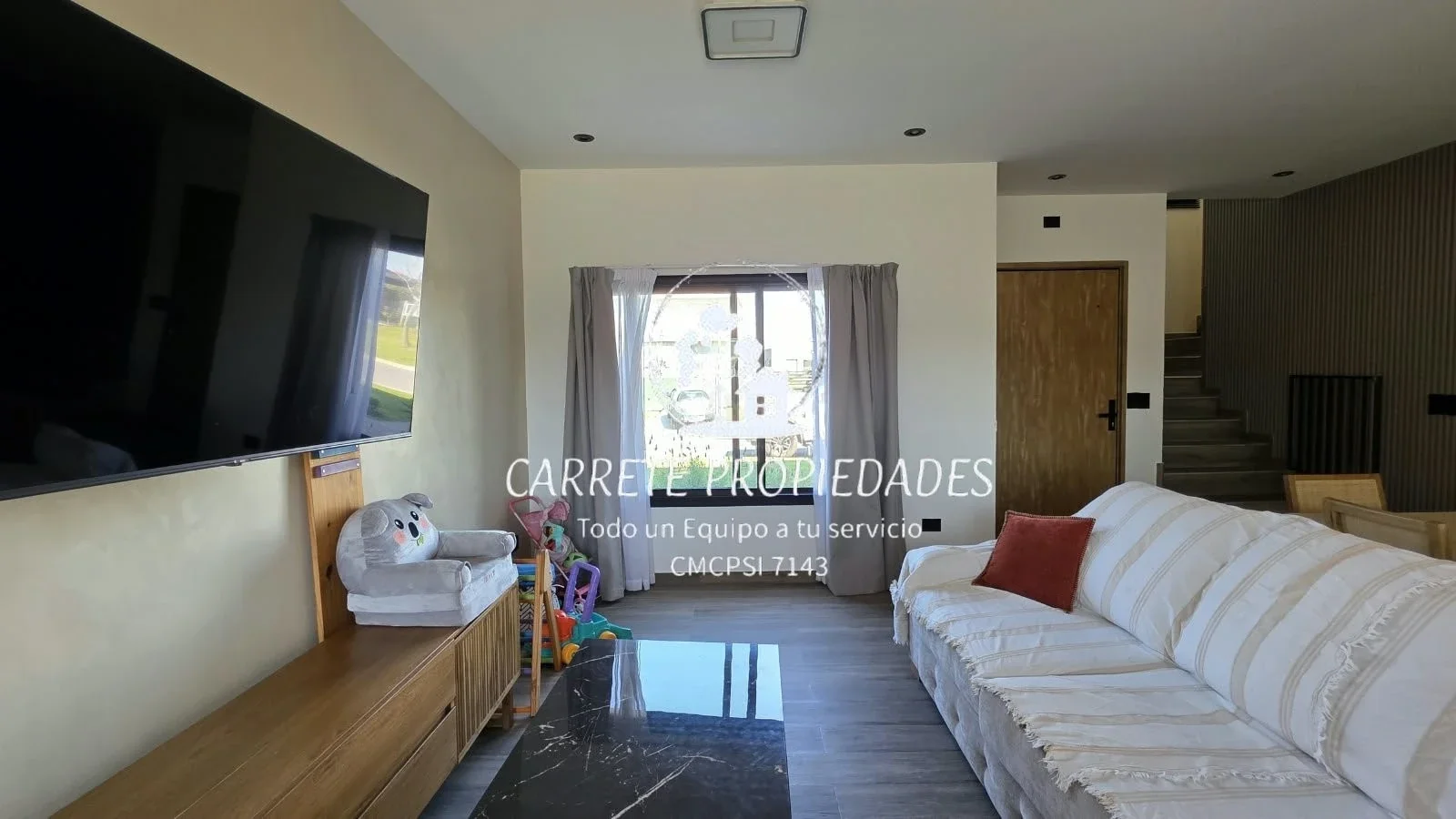 Casa en venta de 6 amb. con pileta y fondo a verde. Barrio Santa Elena. Pilar - Imagen 3