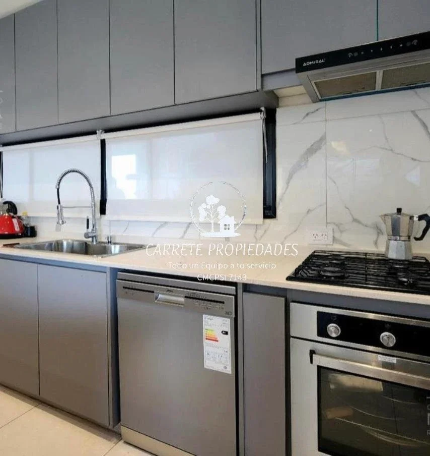 Casa en venta Moderna de 5 amb, pileta y fondo verde. Barrio Santa Lucia. Pilar - Imagen 5