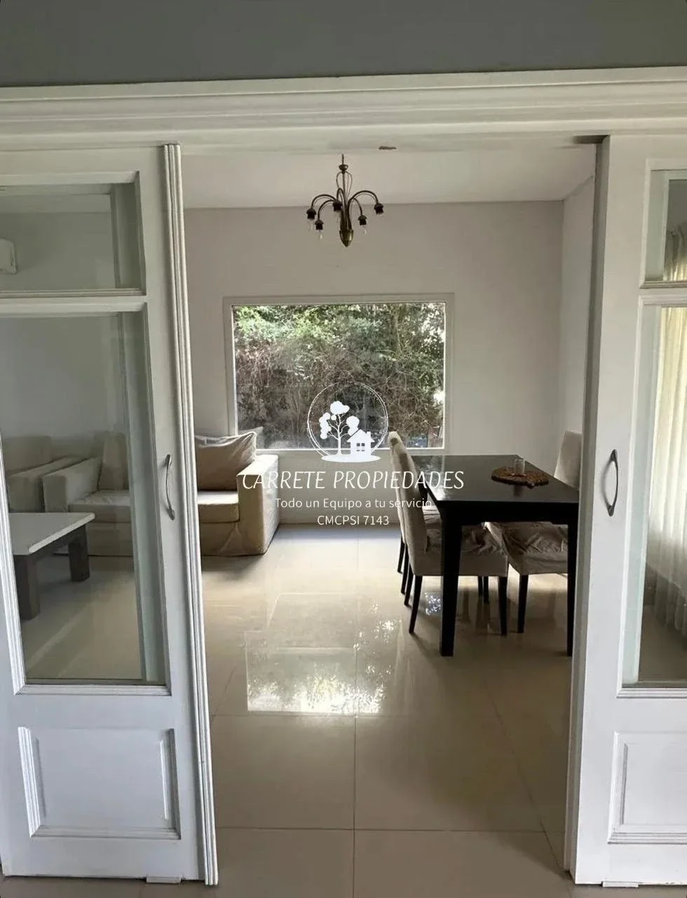 Casa en venta de 5 ambientes, pileta y cochera. Barrio Santa Guadalupe. Pilar - Imagen 4