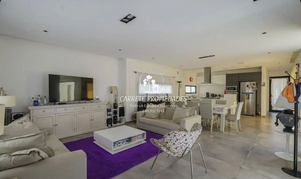Casa en venta de 4 amb. Barrio Santa Emilia Pilar del Este - Imagen 5