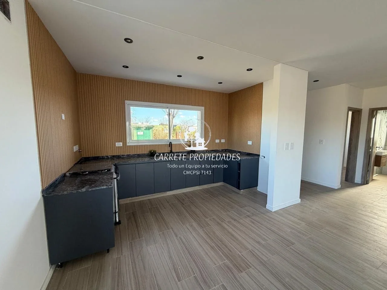 Casa de 5 ambientes en lote central en venta. Barrio San Ramón. Pilar del Este - Imagen 5