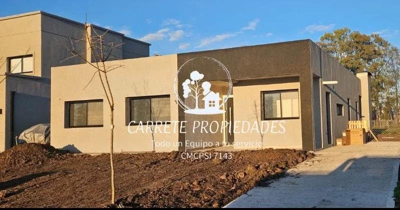 Casa en venta OPORTUNIDAD. Barrio Santa Elena. Pilar - Imagen 1