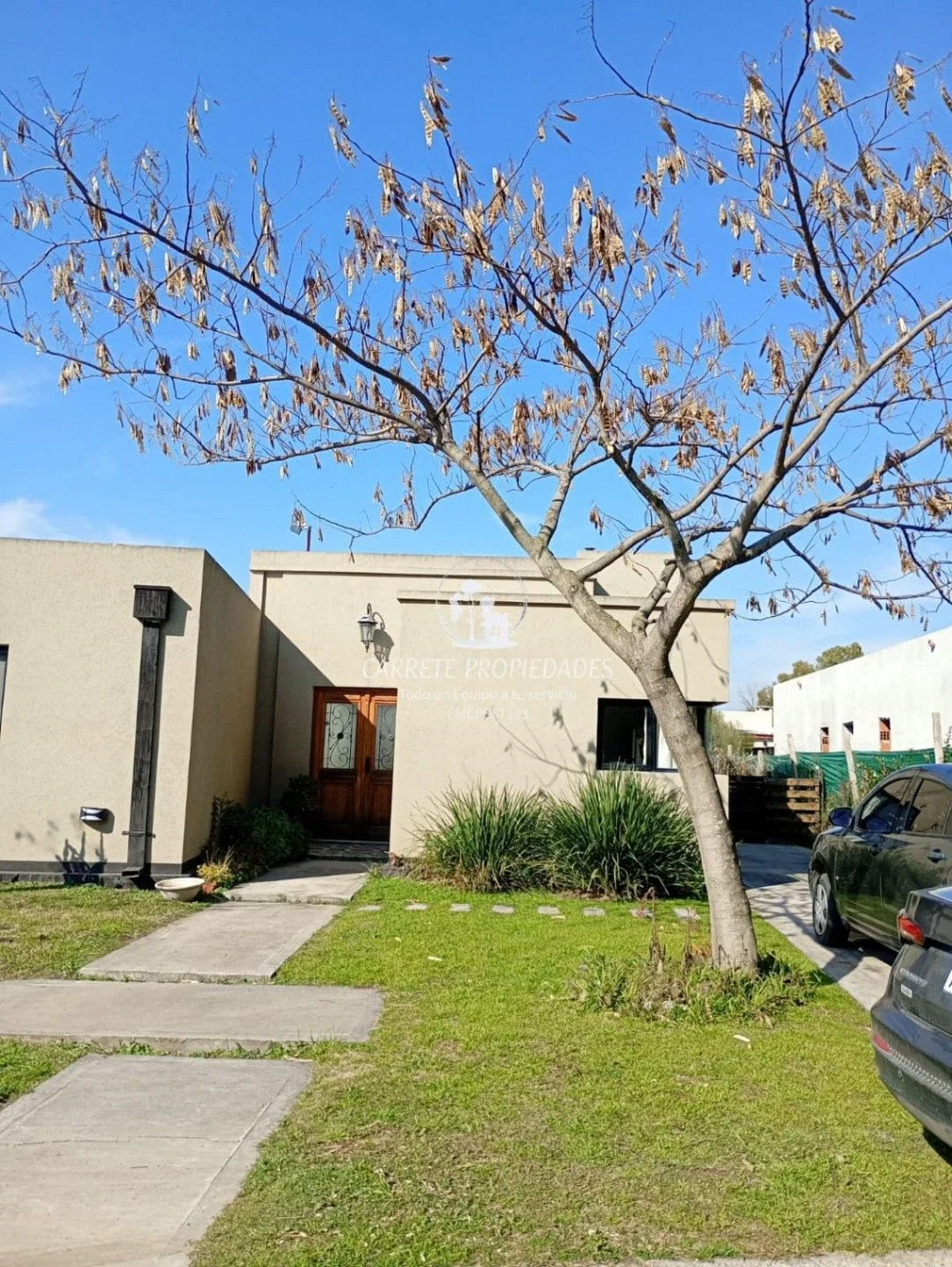 Oportunidad. Casa en venta con pileta. Barrio Santa Emilia. Pilar del Este - Imagen 1