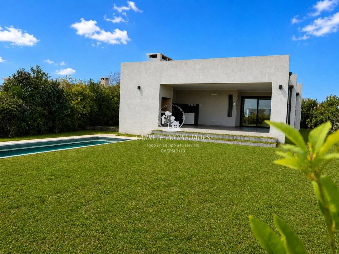 Casa en venta de 4 ambientes y pileta. Fondo a Verde. Barrio Santa Elena. Pilar - Imagen 2