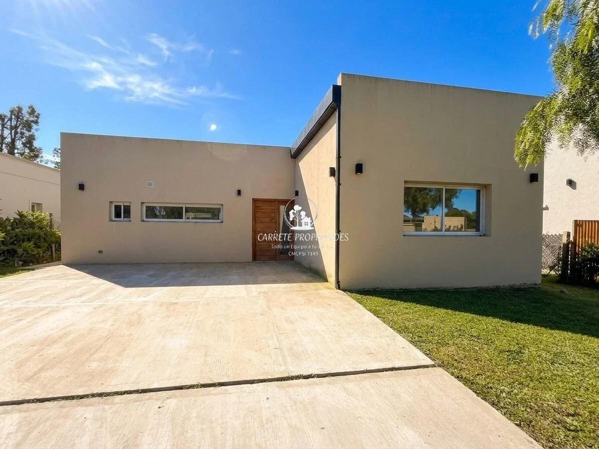 OPORTUNIDAD. Casa en venta de 4 ambientes. Barrio Santa Emilia. Pilar - Imagen 2