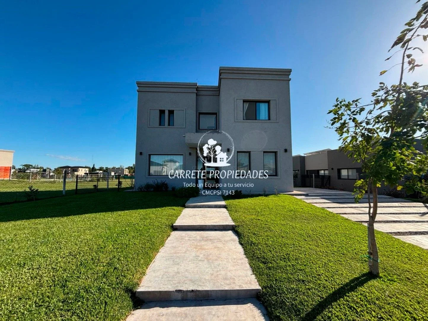 Casa en venta de 3 dormitorios y escritorio. Pileta. Santa Lucia. Pilar - Imagen 2
