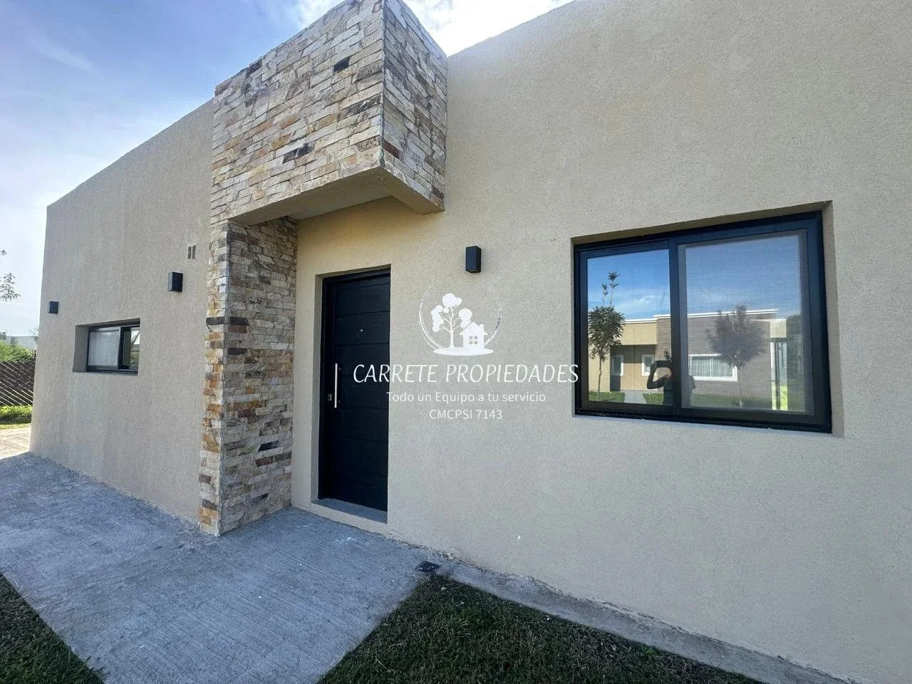 Casa en ALQUILER de 4 ambientes. Barrio San Ramón. Pilar del Este - Imagen 2