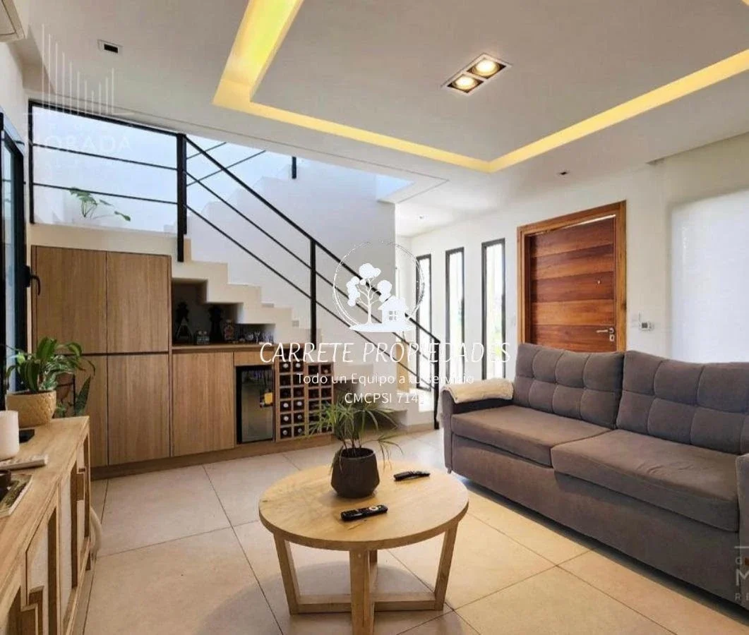 Casa en venta Moderna de 5 amb, pileta y fondo verde. Barrio Santa Lucia. Pilar - Imagen 2