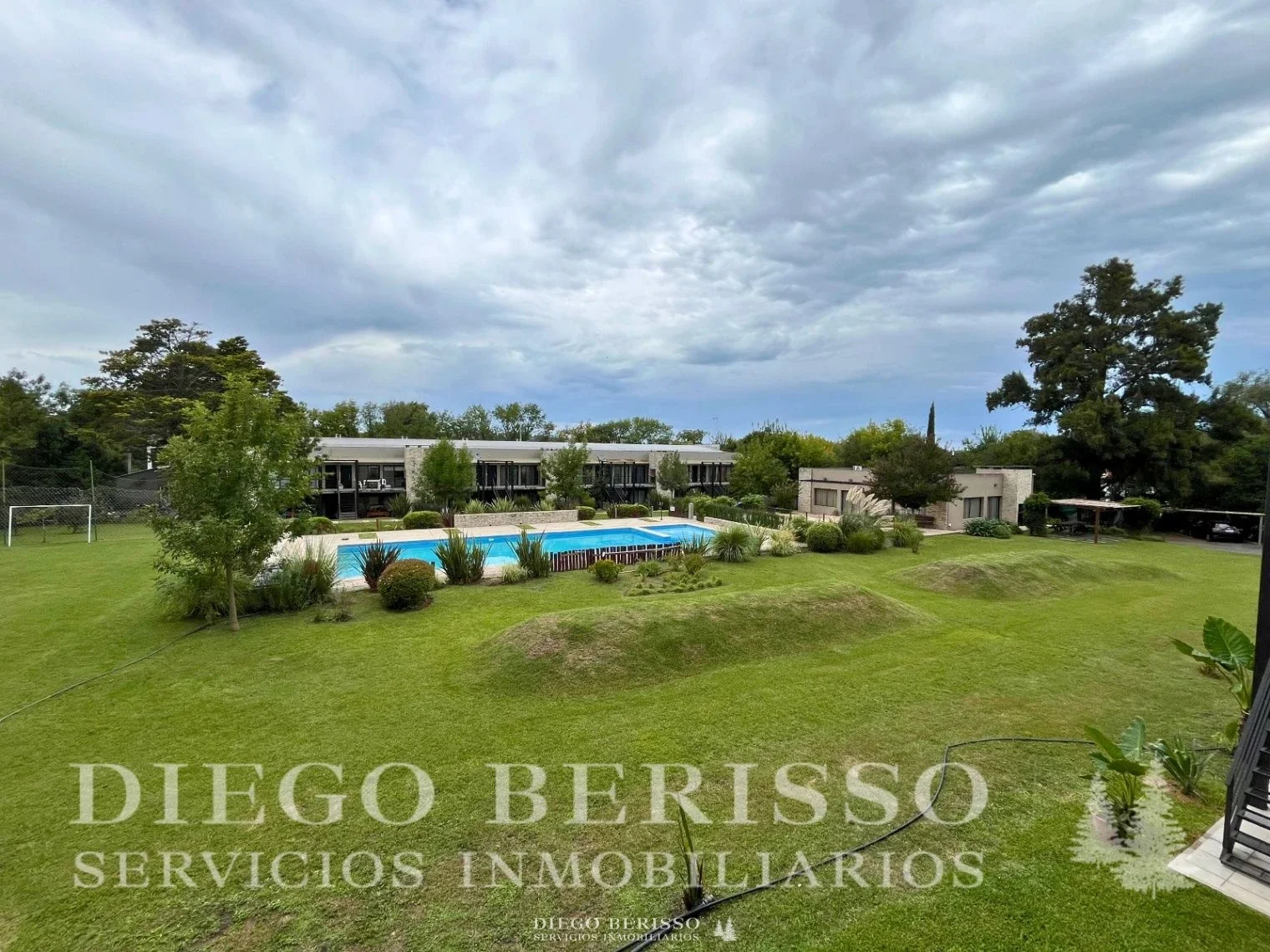 Departamento en alquiler c/ cochera en Los Cardales - Imagen 1