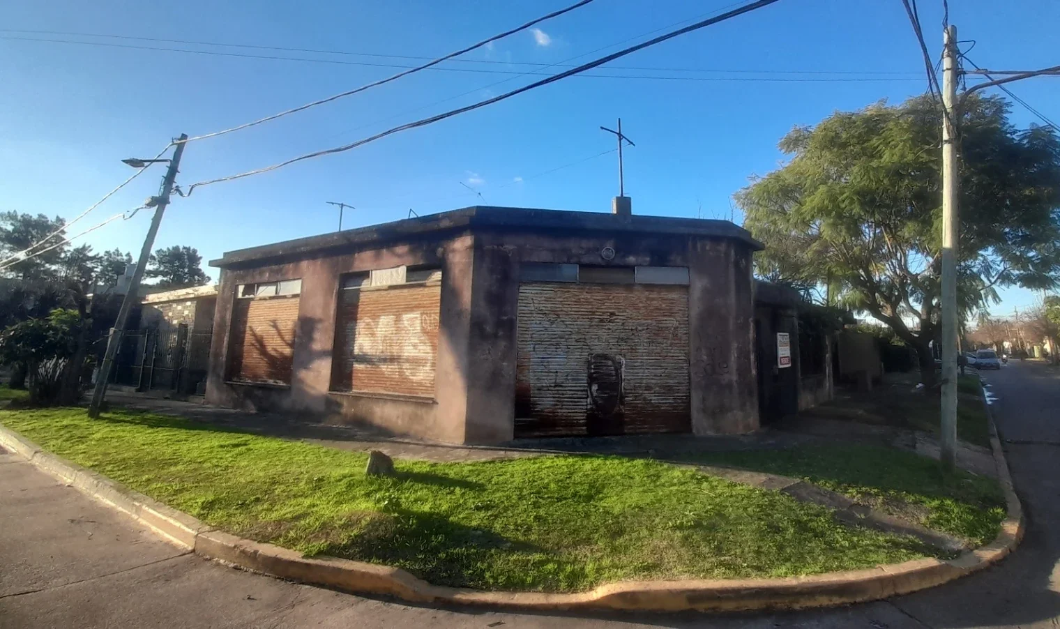 VENTA CASA CON LOCAL ITUZAINGO - Imagen 4