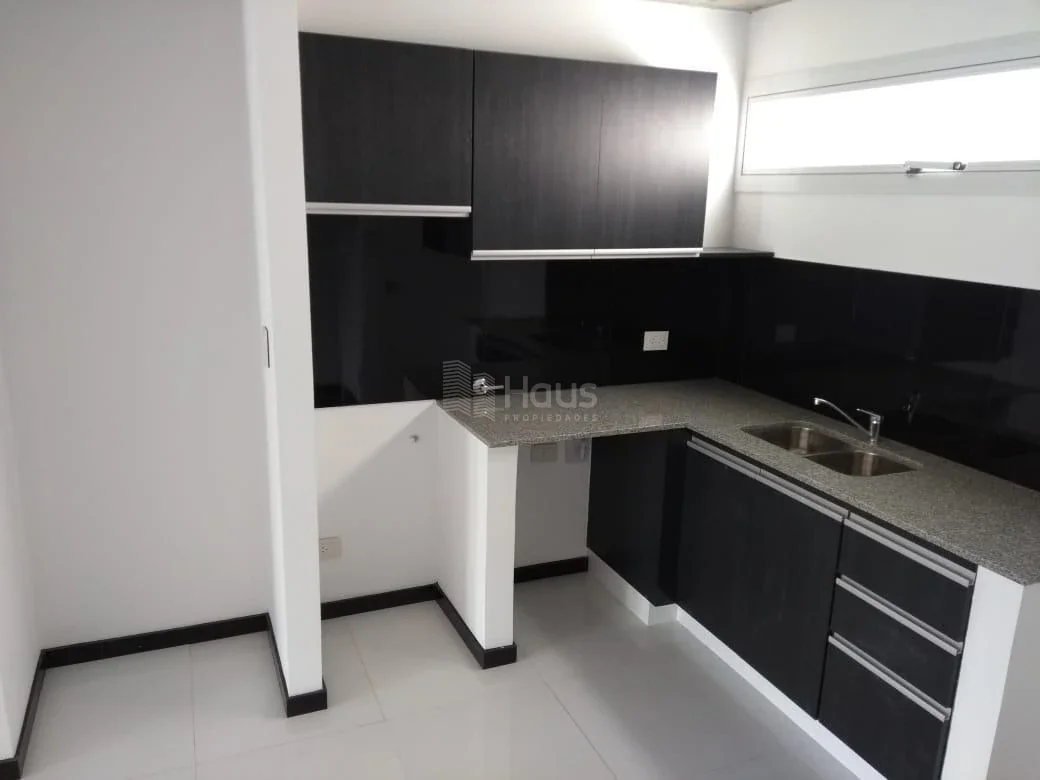 Departamento 1 Dormitorio en Alquiler - Cerrito 1265 - Imagen 4
