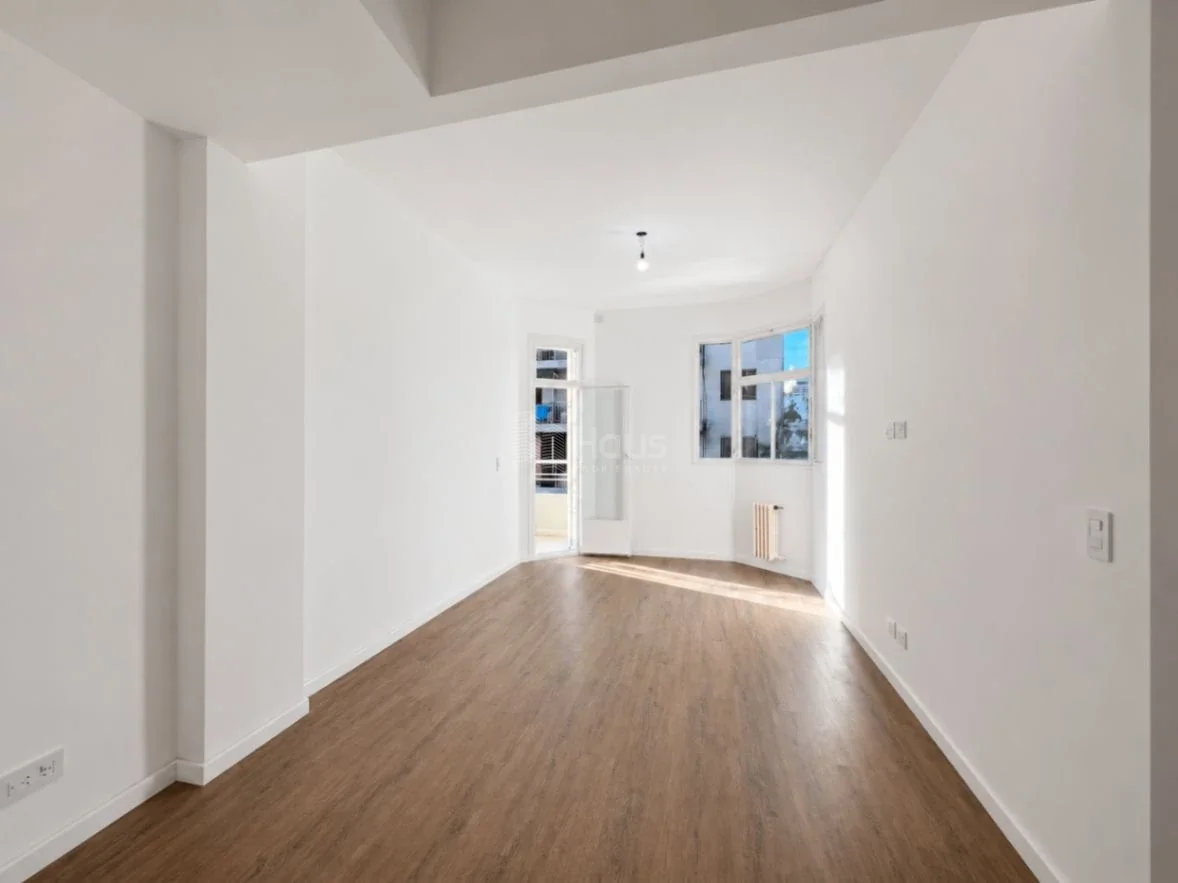 Venta Departamento 3 dormitorios Santa Fe 1400 - Imagen 2
