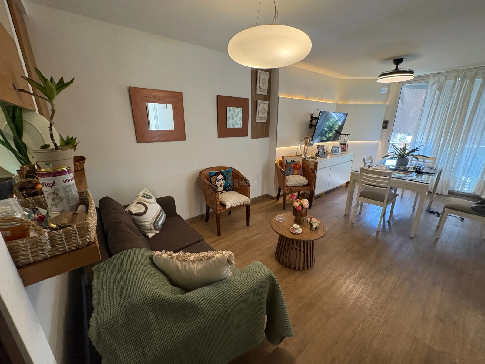 Venta 1 dormitorio y comodín con terraza exclusiva - Entre Rios 1500 - Imagen 3