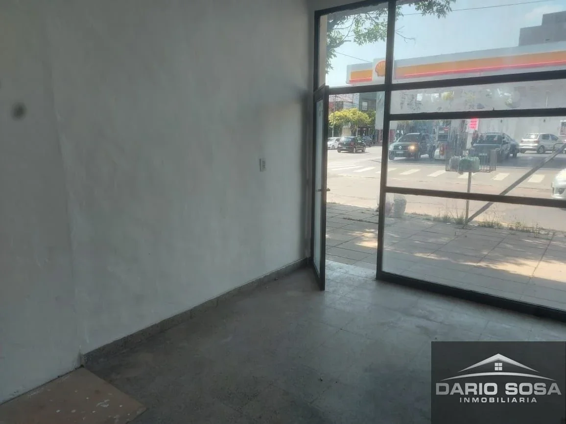 Local comercial en alquiler ubicado en Belén de Escobar - Imagen 2