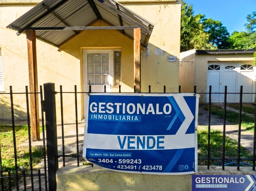 Casa en venta c/ cochera en San Carlos Centro - Imagen 1