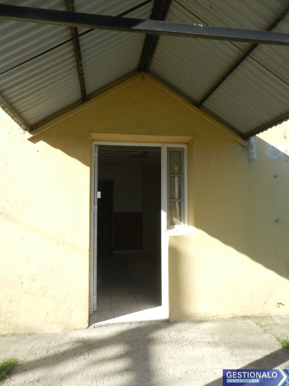 Casa en venta c/ cochera en San Carlos Centro - Imagen 2