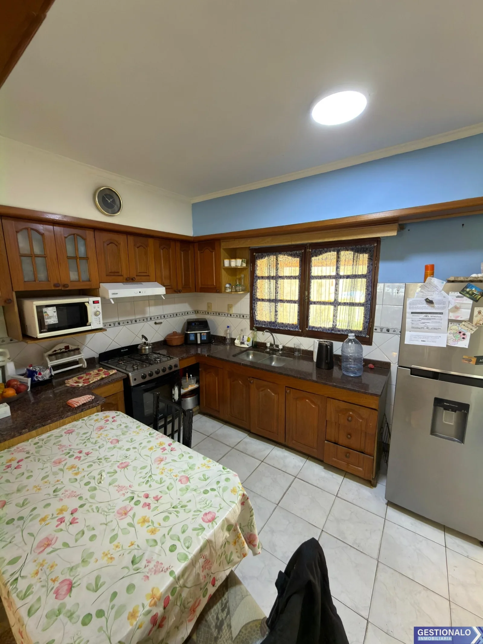 Casa en venta c/ cochera en San Carlos Centro. - Imagen 3