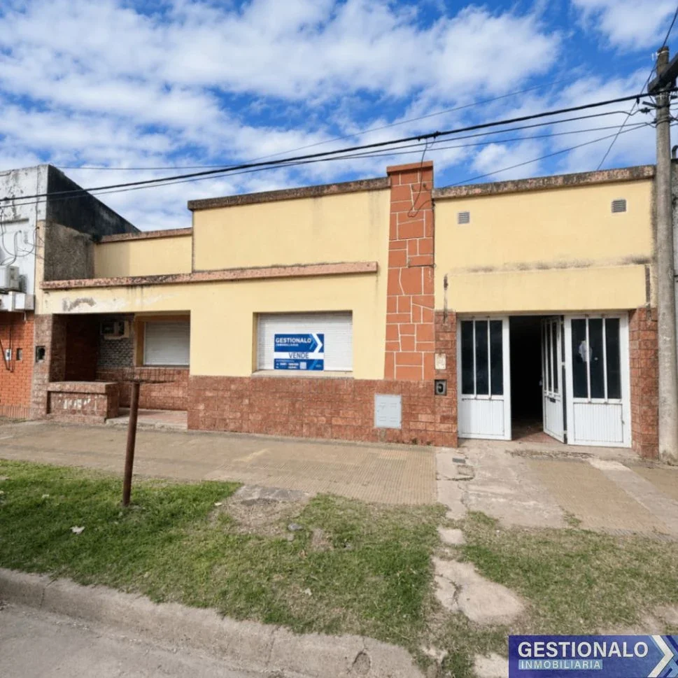 Casa en venta c/ cochera en San Carlos Centro - Imagen 1