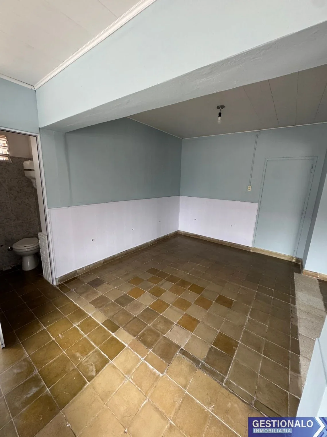 Local comercial en alquiler ubicado en San Carlos Centro - Imagen 3