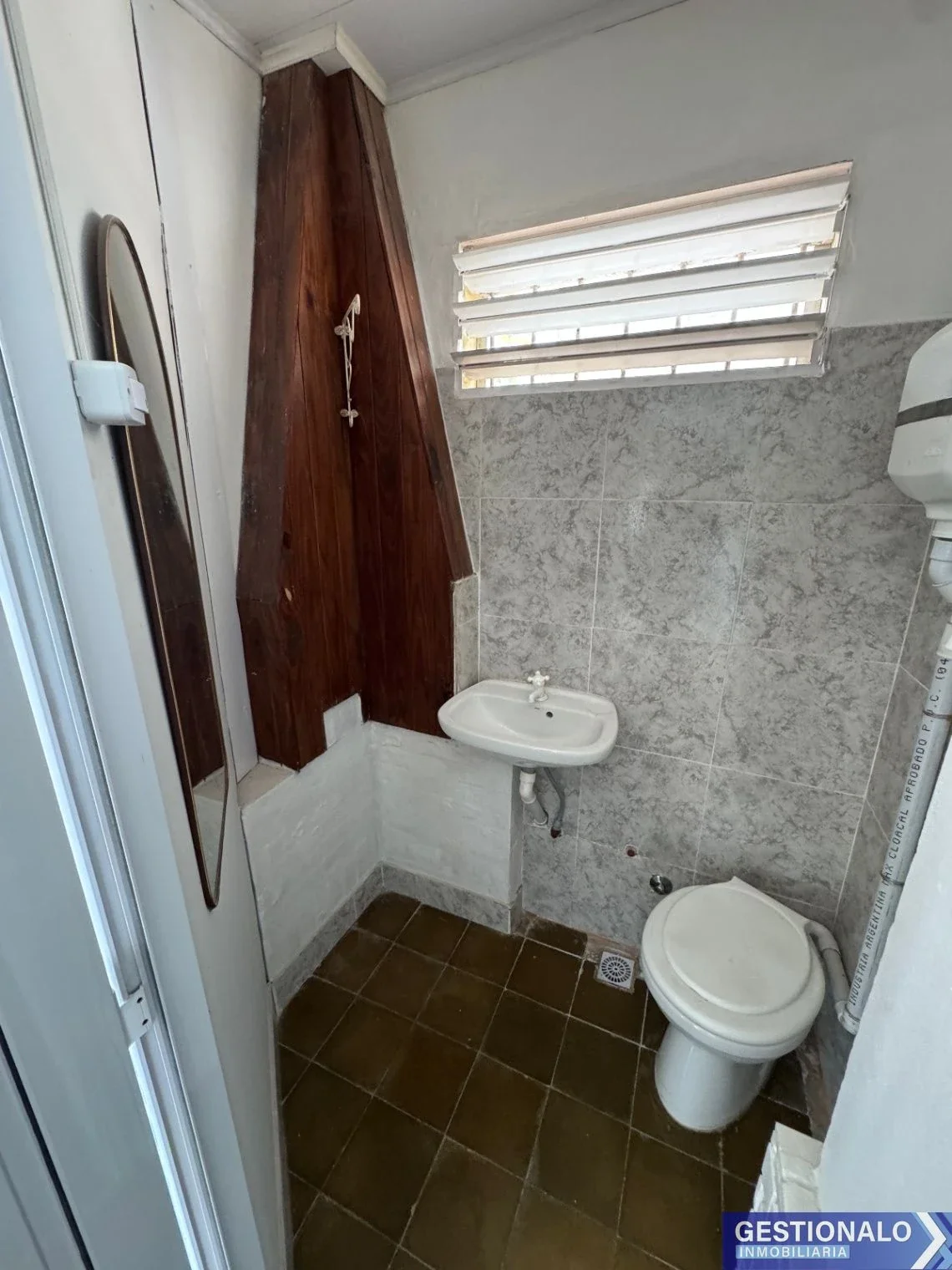 Local comercial en alquiler ubicado en San Carlos Centro - Imagen 4