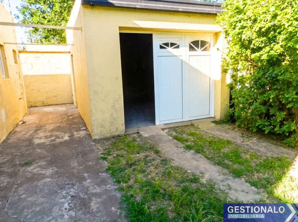 Casa en venta c/ cochera en San Carlos Centro - Imagen 3