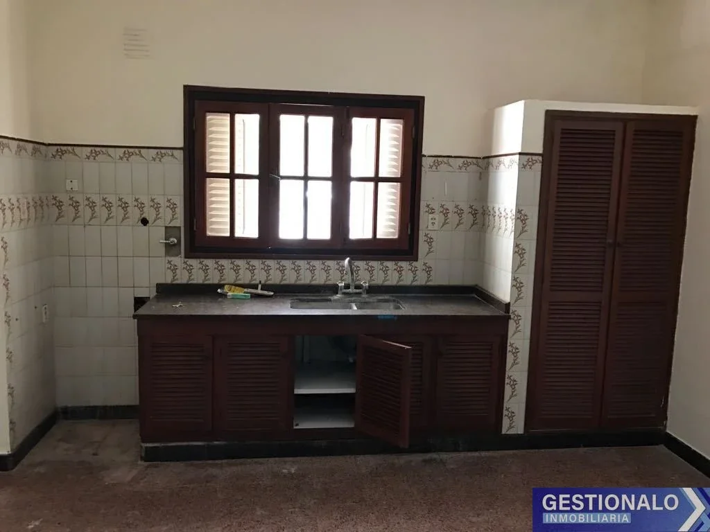 Casa en venta c/ cochera en San Carlos Centro - Imagen 5